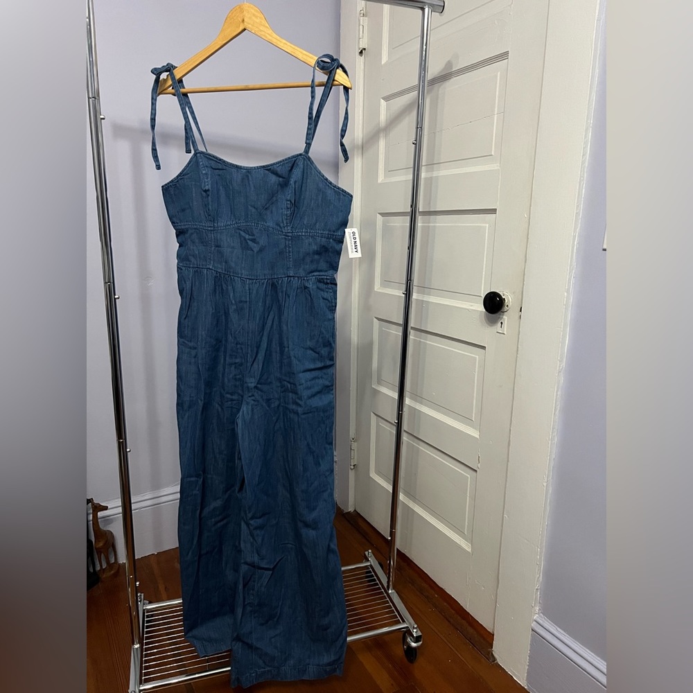 Adorable Tie-Shoulder Corset Cami Jumpsuit